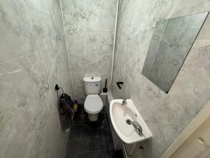 Photo 6- click for photo gallery